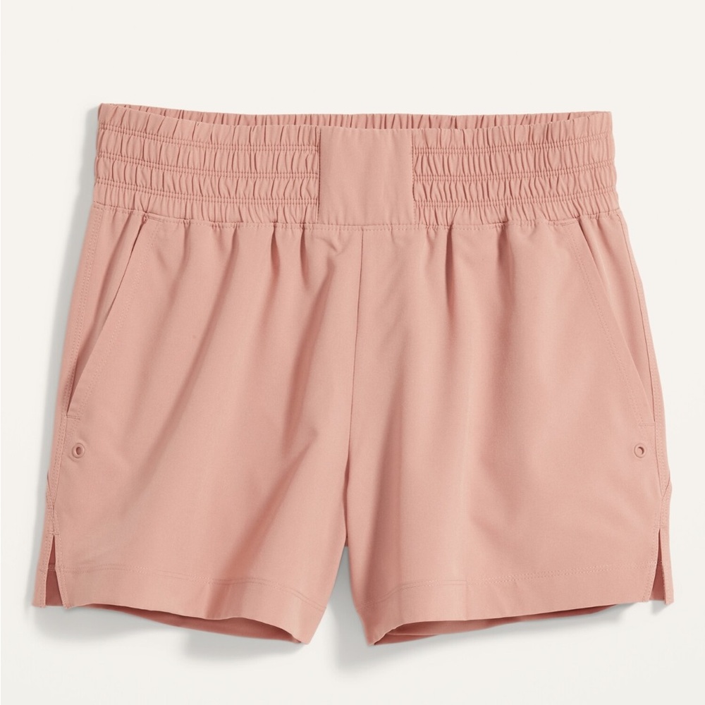 Old Navy Women's high waisted StretchTech 4” Shorts - Blush Pink
